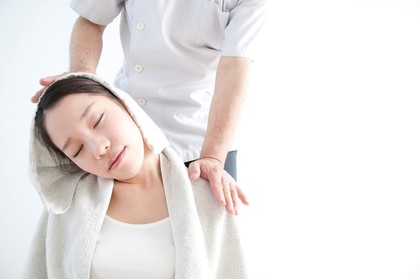 首マッサージ